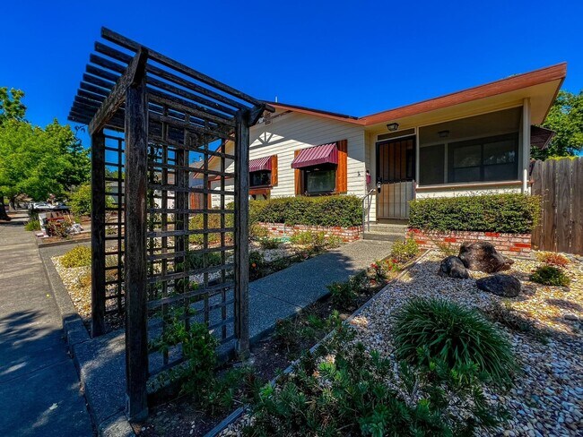 Building Photo - Charming 2 Bedroom, 2 Bathroom Home in Napa