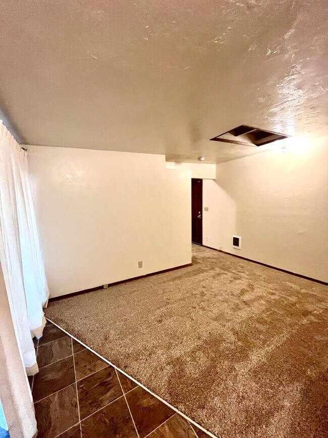 Foto del edificio - 4th &amp; Madison