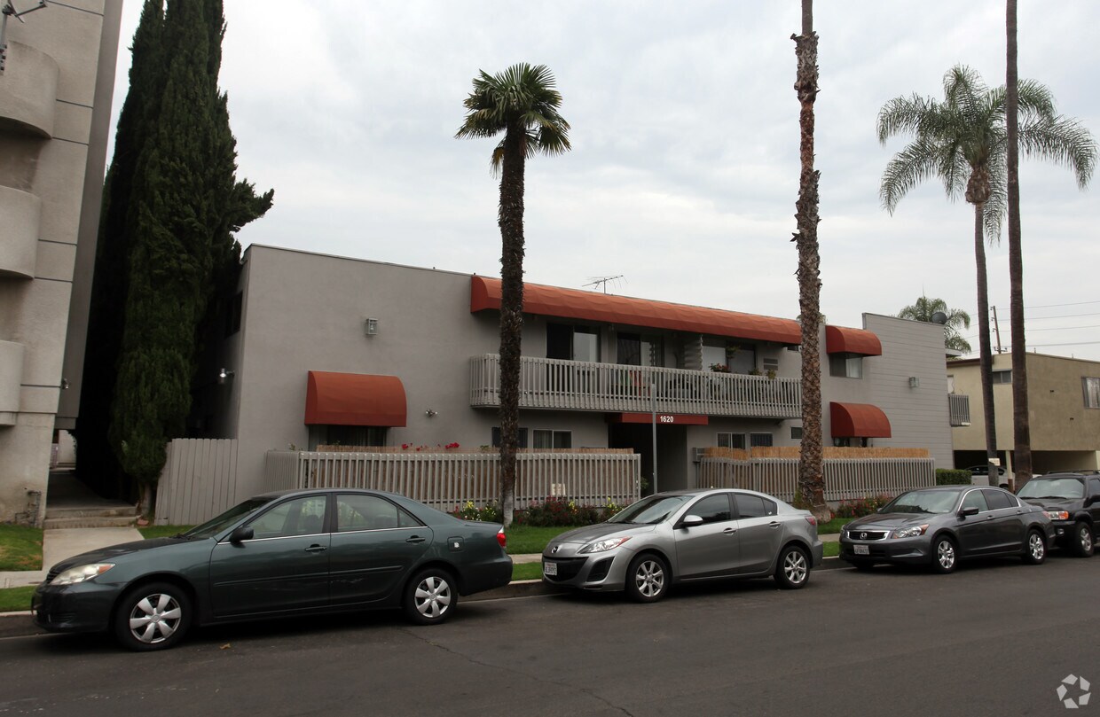 Building Photo - 1620 Brockton Ave