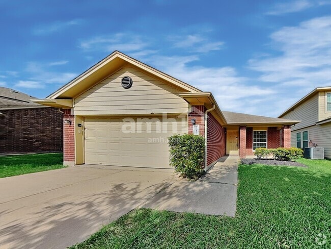 Building Photo - 5847 Plantation Forest Dr