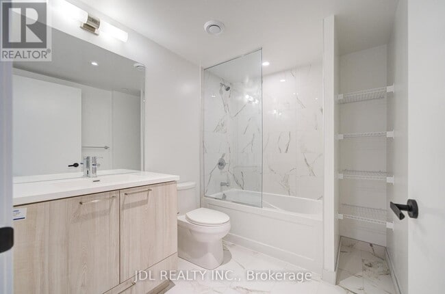 Building Photo - 195 Commerce St