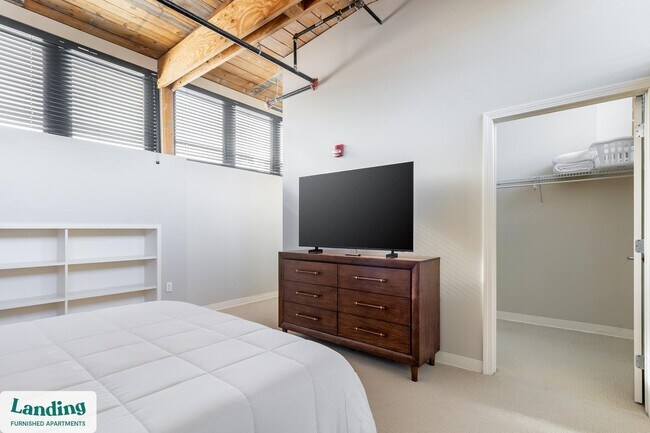 Foto del edificio - 275 Winchester Ave