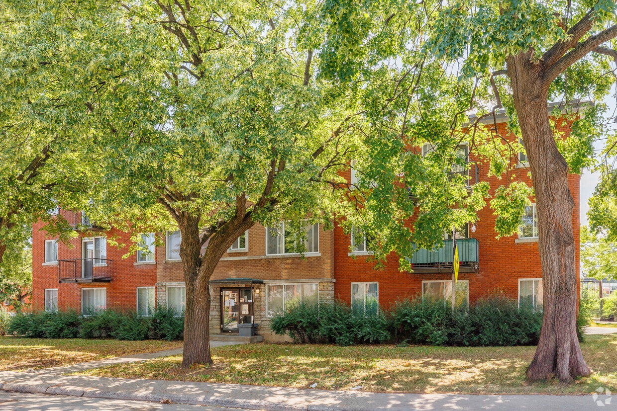 Photo du bâtiment - Habitations Michel-Sarrazin