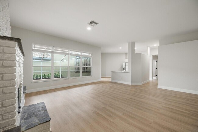 Foto del edificio - 1170 Aviary Rd