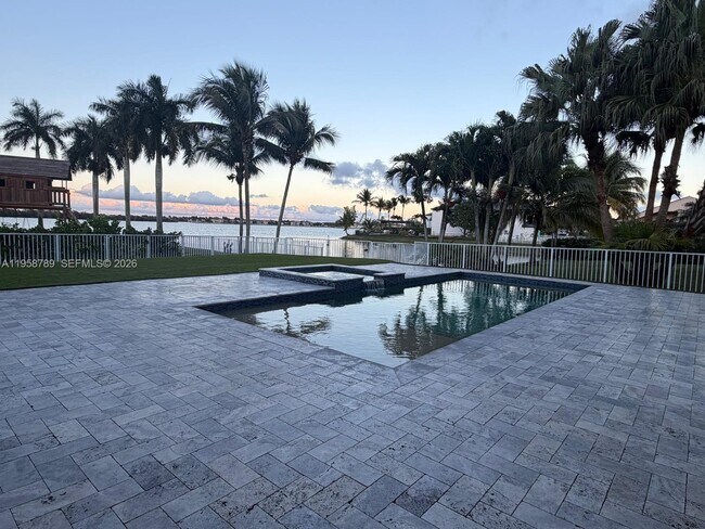 Foto del edificio - 5455 SW 191st Terrace