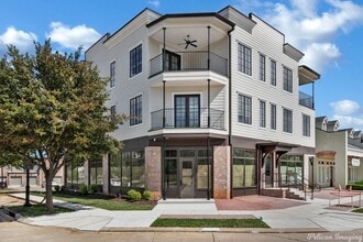 Building Photo - 1031 Provenance Pl Blvd