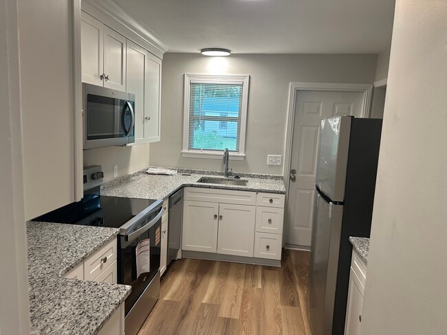 Neww Appliacnes - 611 Pennsylvania Anx