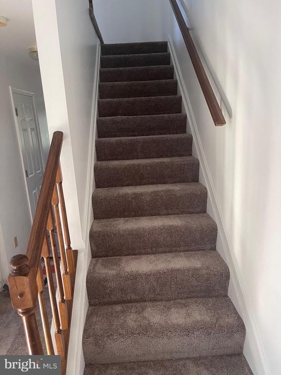 Foto del edificio - 363 Stonehedge Ln