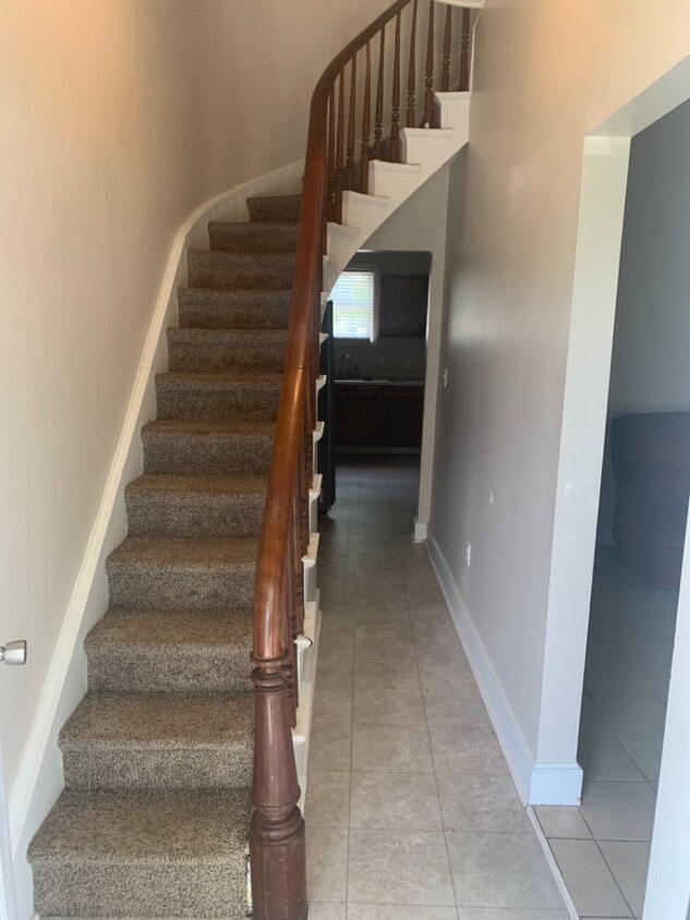 Primary Photo - 606 California St