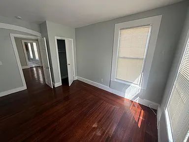 Foto del edificio - 611 Elm St