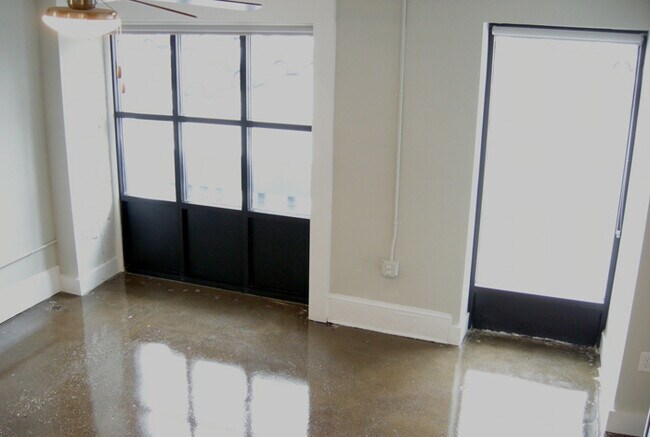 Foto del edificio - 117 Broad W St