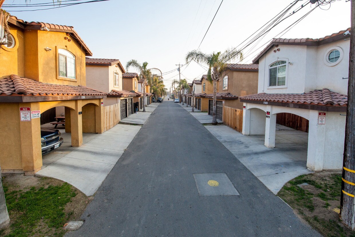 Primary Photo - 718 K St