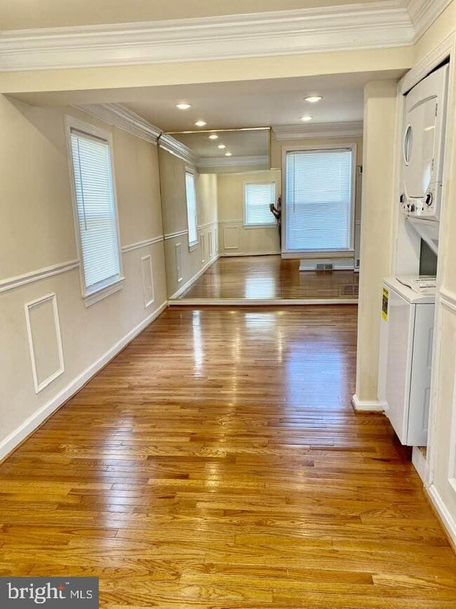 Foto del edificio - 2525 Colebrooke Dr