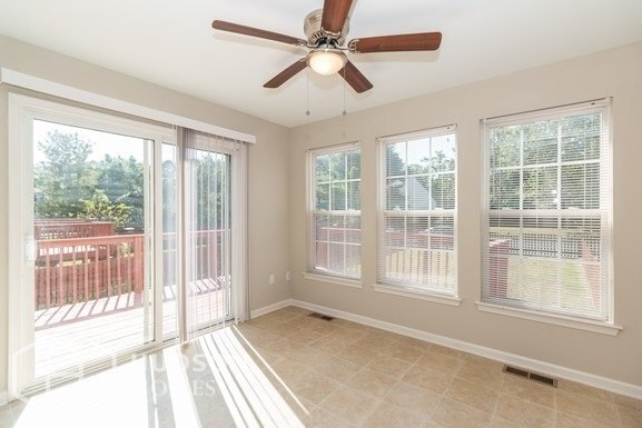 Building Photo - 14 Players Ln