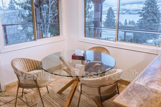 Photo du bâtiment - 3044 Ourtoland Rd
