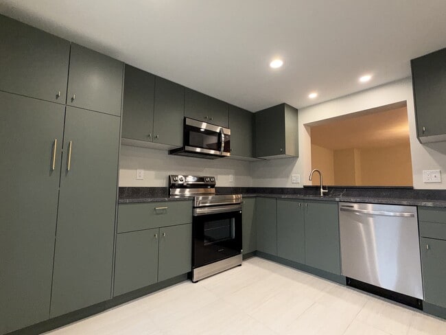 Building Photo - 1195 Palmwood Ct