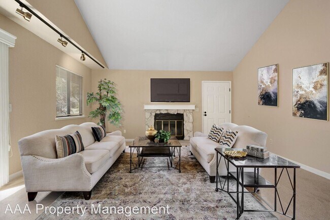 Building Photo - 2 br, 1 bath House - 209 Compton Cir Unit C