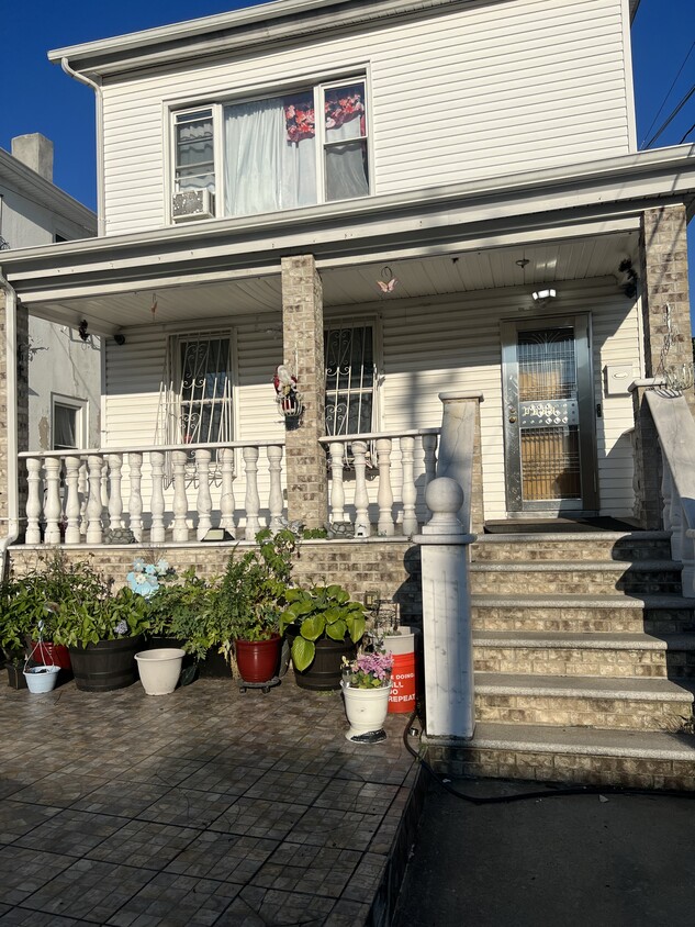 Primary Photo - 4722 Richardson Ave