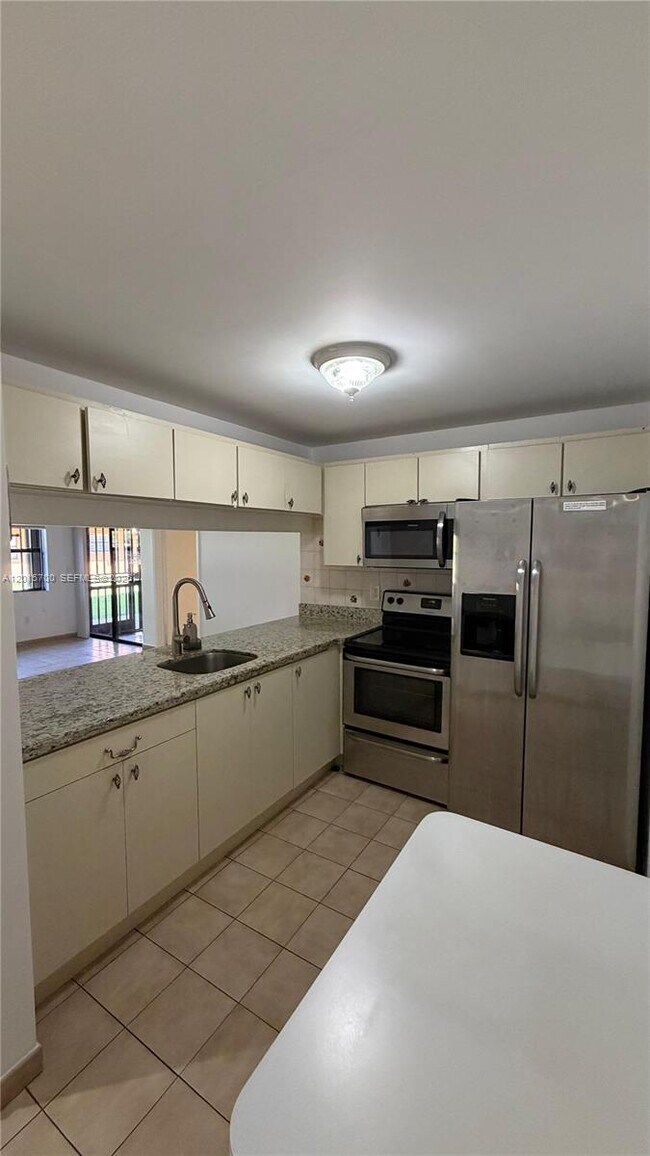 Foto del edificio - 6385 W 27th Ave