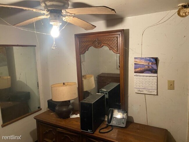 Foto del edificio - 2 br, 1 bath House - 1000 Brown Mountain Rd.