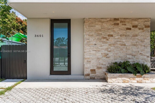 Foto del edificio - 3601 SW 23rd Terrace