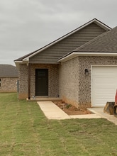 Building Photo - 4616 Wolf Run Trl