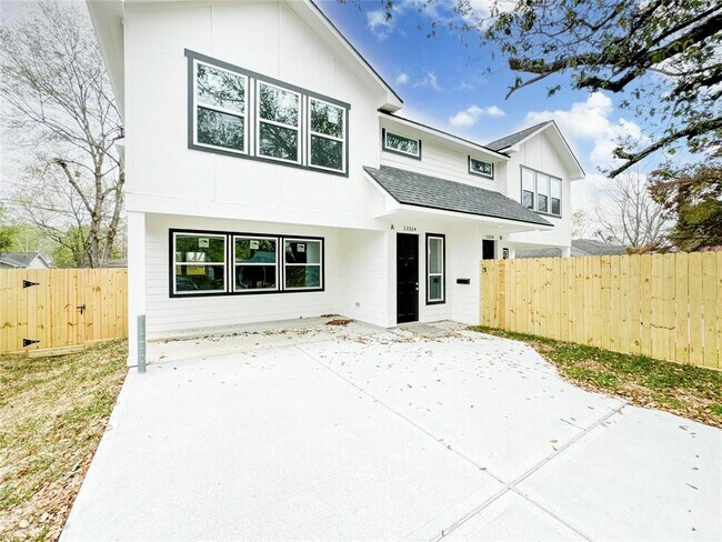 Foto del edificio - 11514 Courtshire Dr