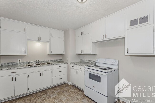 Foto del edificio - Remodeled Duplex Conveniently Located Near WSU!