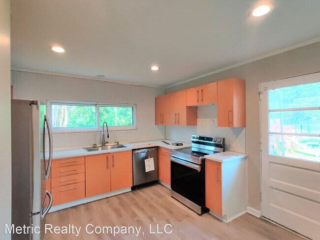 Building Photo - 4 br, 2 bath House - 4600 Bayberry Dr