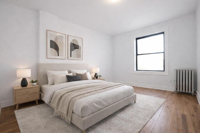 Building Photo - 24 Thayer St