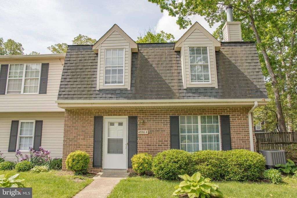 Foto principal - 4556A Ryan Place