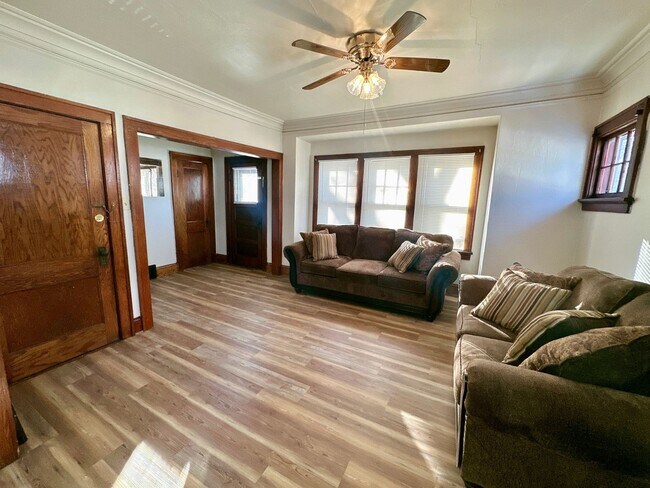 Foto del edificio - 830-832 W Nash St. (Duplex)