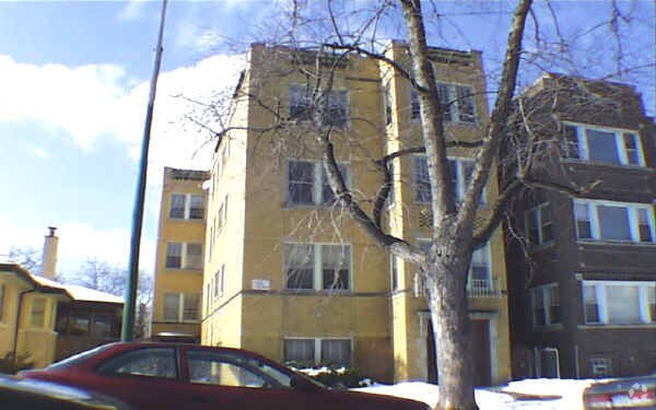 Primary Photo - 6205 N Francisco Ave
