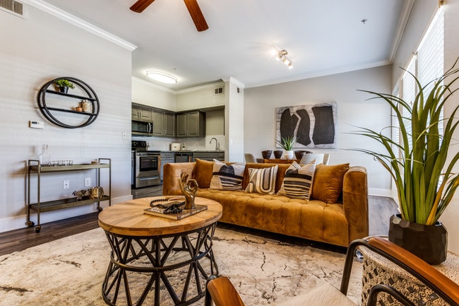 Foto del edificio - Ellwood at Lake Travis