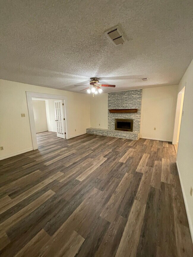 Foto del edificio - 5917 13th St