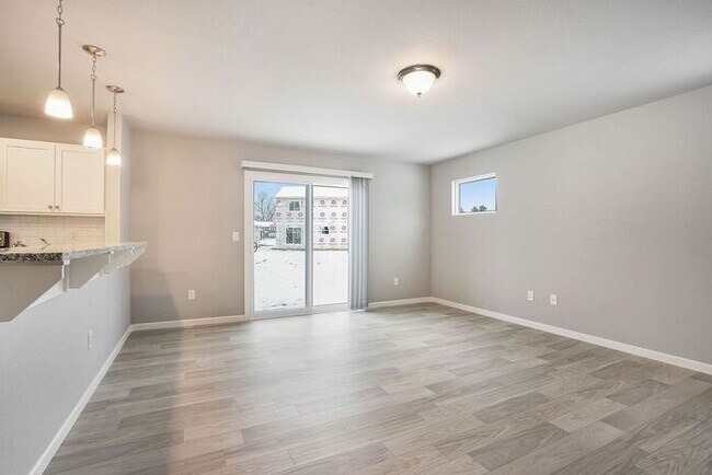 Foto del edificio - 3064 N. Sedge Wren Drive