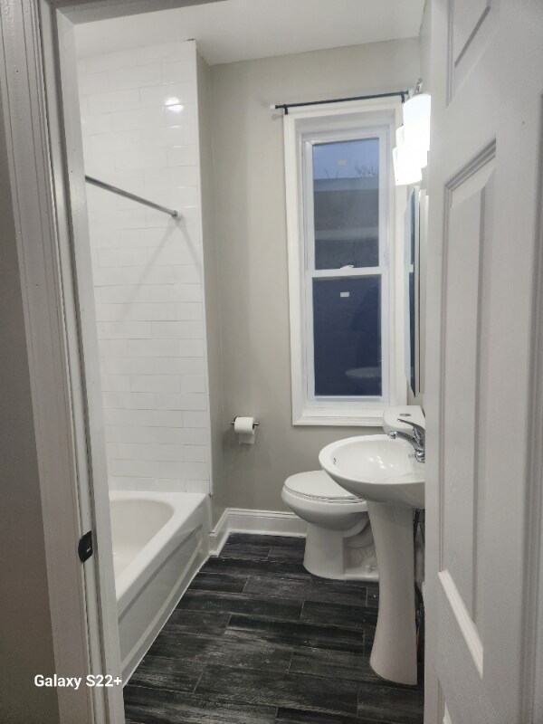 Foto del edificio - 421 N 60th St
