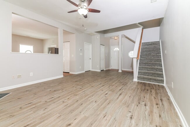 Building Photo - 1543 Cairo Way