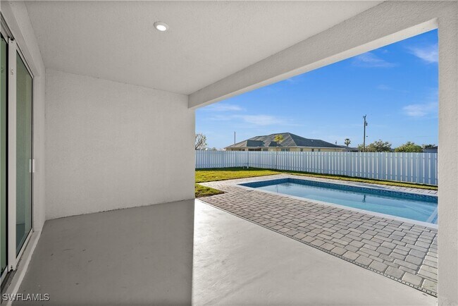 Foto del edificio - 610 NW 23rd Terrace