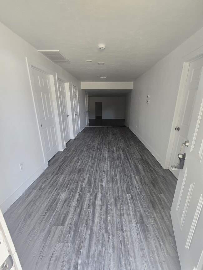 Building Photo - 4309 N Wall St