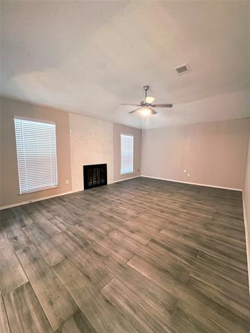 Foto del edificio - 10320 Wood Heights Dr