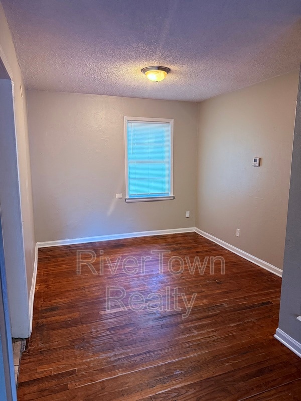 Building Photo - 1655 Vicky Ln