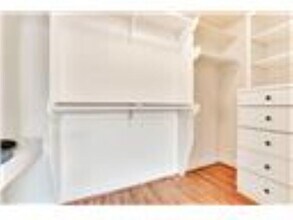 Building Photo - 10102 Neuens Rd