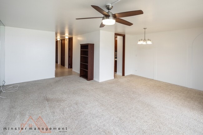 Building Photo - 6750 Hawaii Kai Dr