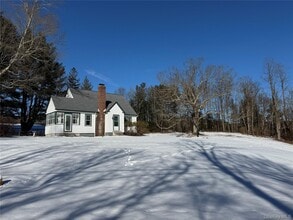 Building Photo - 793 Fiddlers Bridge Rd