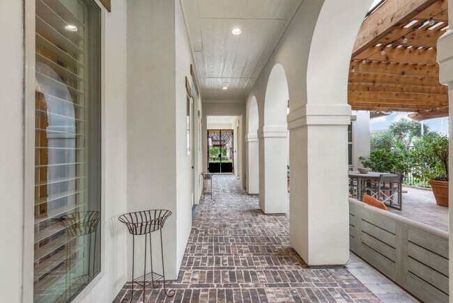 Foto del edificio - 3850 Sundance Hill Ln