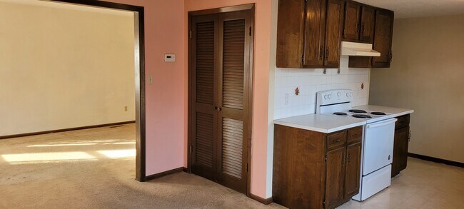Foto del edificio - 1220 S Doreen St