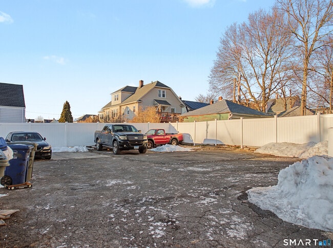 Foto del edificio - 1872 North Ave