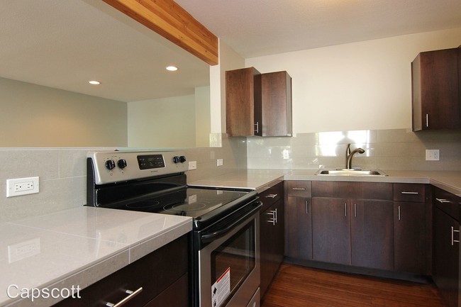Foto del edificio - 1530 SE Reedway St