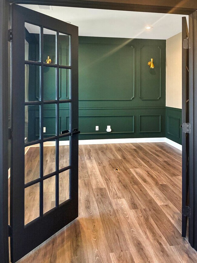 Foto del edificio - Modern Comfort & Style in a Prime Richmond Location